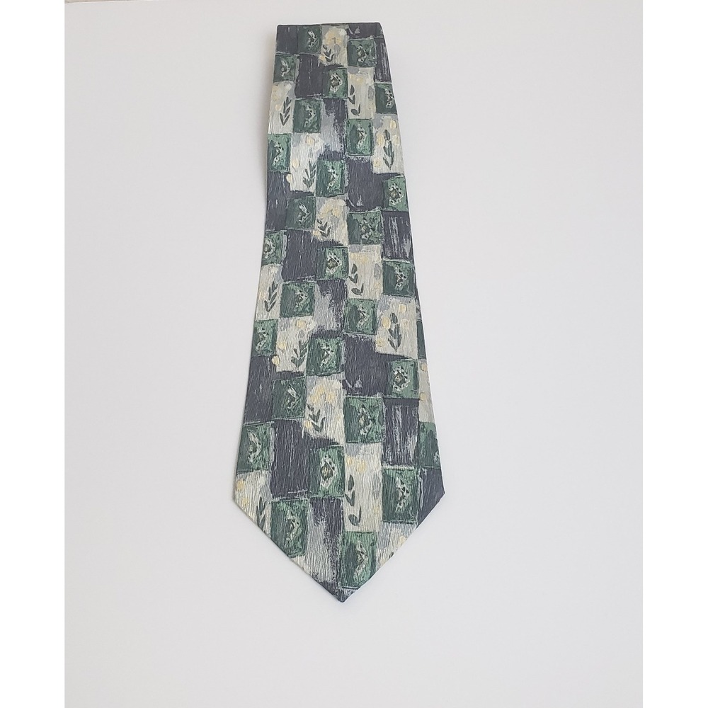 Geoffrey Beene Mens 100% Silk Necktie Green Abstract Patchwork Botanical Dad